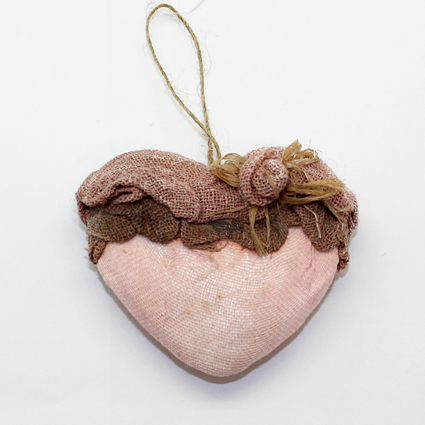 Vaaleanpunainen kanvas-sydän - Nauhat, köynnökset ja härpäkkeet - 313750 - 1