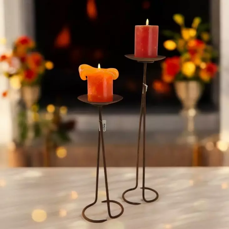 Ruosteinen pilari kynttilänjalka - Kynttilänjalat pöytäkynttilöille - 4099090 - 1