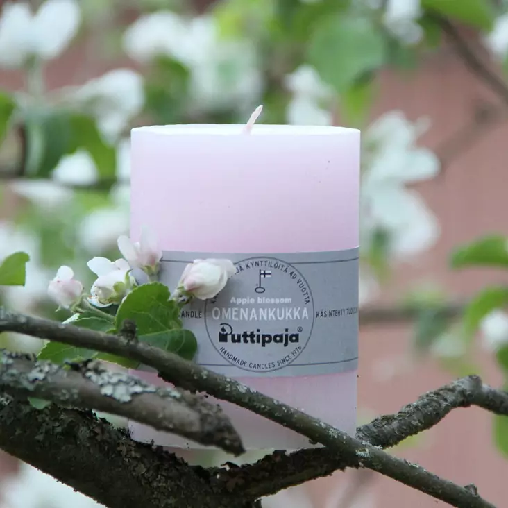 Läpivärjätty tuoksukynttilä 10cm, Omenankukka - Tuoksukynttilät - 20004100 - 1