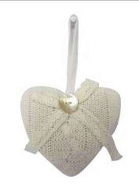 Syd=C3=A4nkoriste, tuoksu neulottu 11 cm kerma - Nauhat, köynnökset ja härpäkkeet - 350013-02 - 1