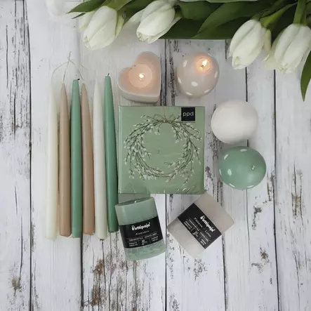 Kynttilä ja serviettipakettit "Springtime Wreath" - Kaikki kynttilät - 9140-24-2833 - 1