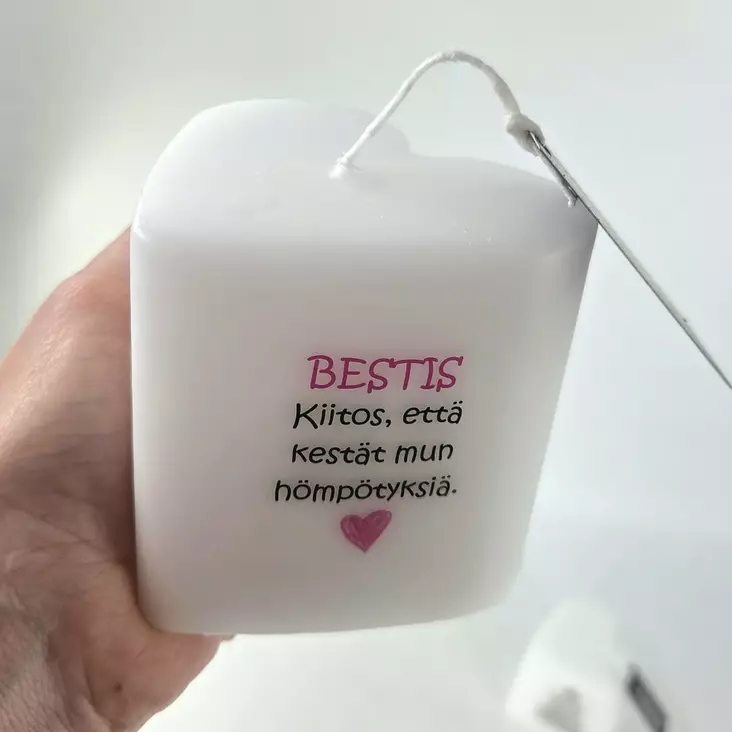 Puttipaja Sydänkynttilä – Bestis - Kiitos, että kestät mun hömpötyksiä. - Ystävänpäiväkynttilät - 2714108ys-be-3 - 1