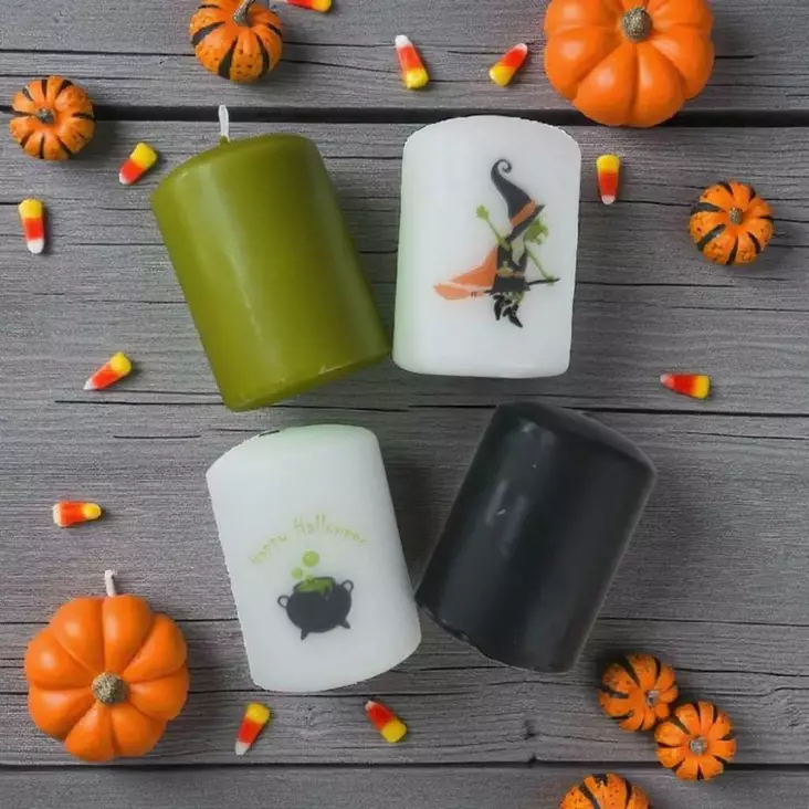 Halloween -pöytäkynttiläpaketti, Noita & pata 4 kpl/pkt - Halloweenkynttilät - 27112-ha-35-4 - 1