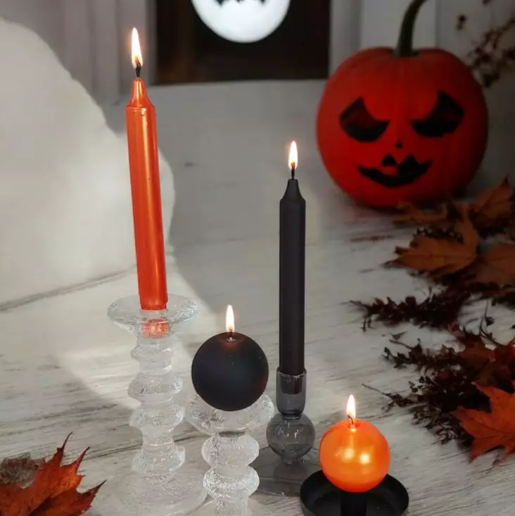 Metallinhohto kruunukynttilä, oranssi, musta 4 kpl/pkt - Metallihohtokynttilät - 19913-1030M-4 - 1