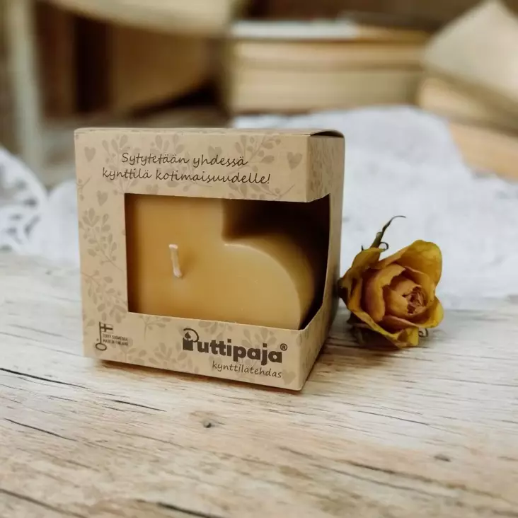 Sydänkynttilä lahjalaatikossa, okra - Sydänkynttilät - 792022-04 - 1
