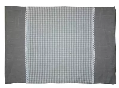 Harmonia tabletti pitsillä 33x48 cm - Sisustustekstiilit ja tyynynpäälliset - 440436 - 1