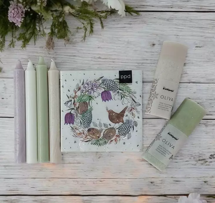 Kynttilä ja serviettipaketti "Feather Wreath" - Kynttiläpaketit - 9140-25-2817 - 1