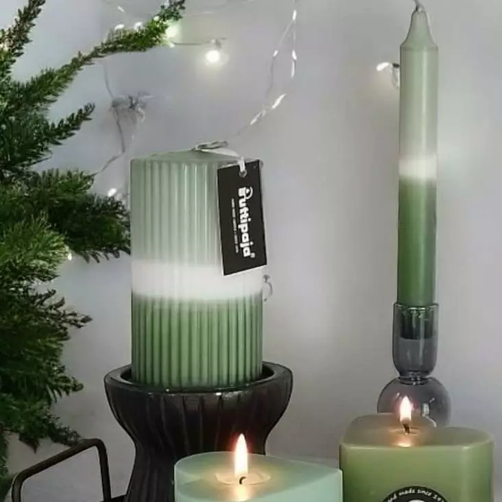 Dip dye vekkikynttilä salvia, havunvihreä 12 cm - Dip dye -raitakynttilät - 14604v-3337 - 1