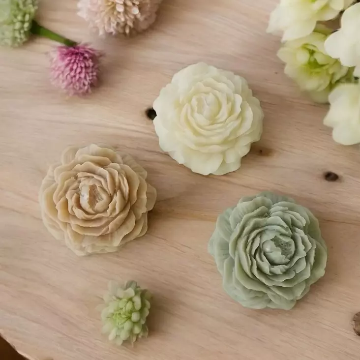 Soijavaha Pioni-kynttilät 3 kpl, vihreä, puuteri ja kerma - Soijavahakynttilät - 28065-170288 - 1