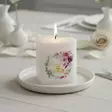 Onnittelusydänkynttilä "Sormukset", pinkki 8 cm - Kihlaus- ja hääkynttilät - 2714108SOpi - 1