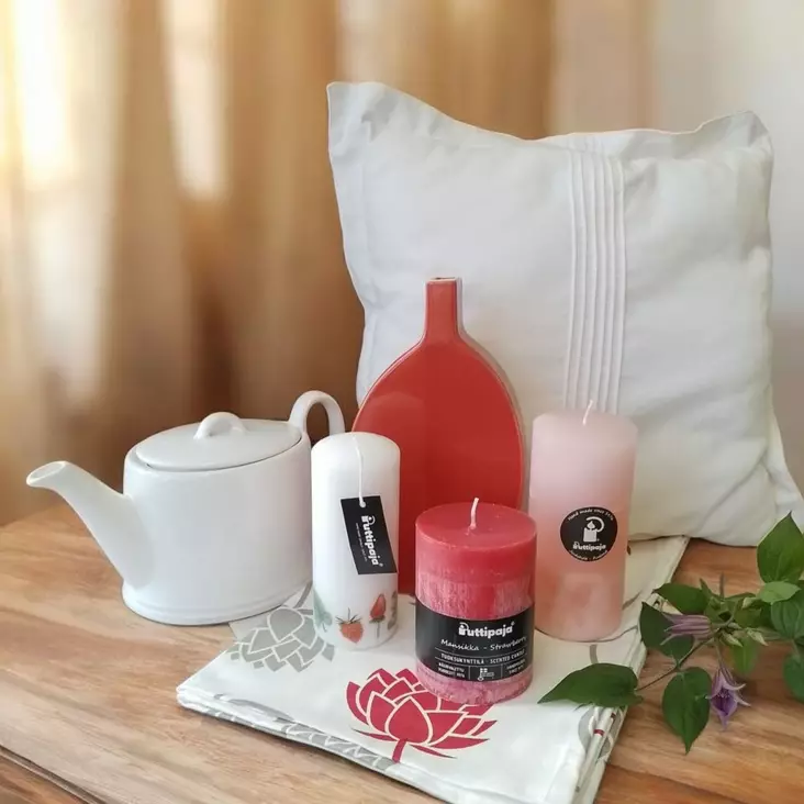 Yllätyspaketti "Juhannusjuhlat" - Kynttiläpaketit - 80410y - 1